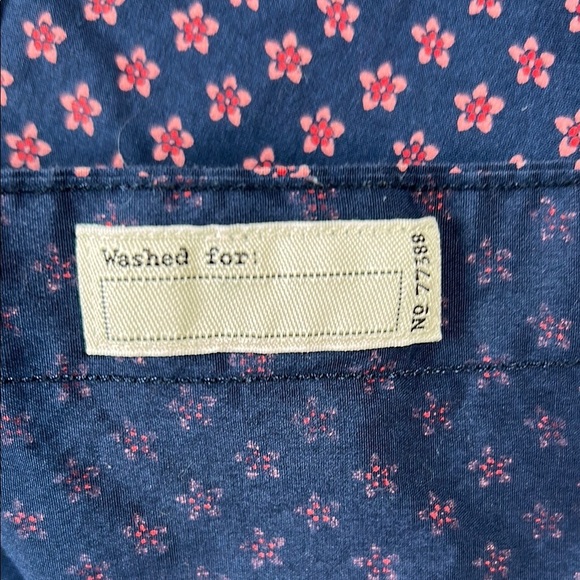 J.Crew Navy and Pink Floral Slim Fit Button Down Shirt - Medium - Picture 9 of 11